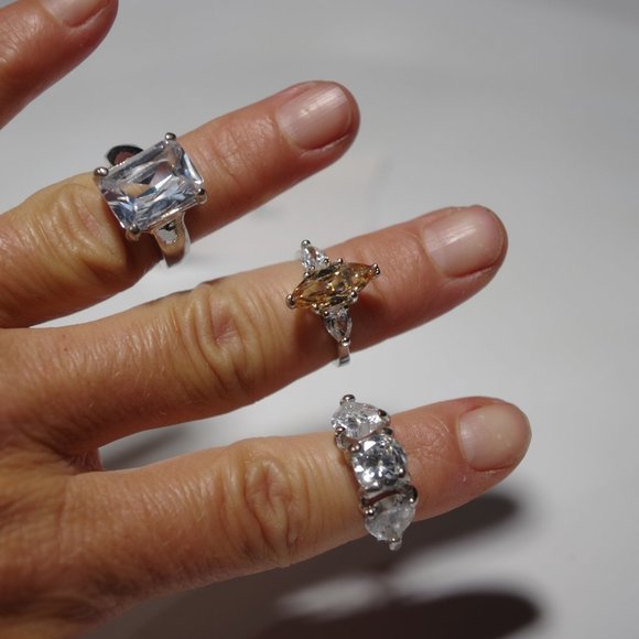 Jewelry - Costume ring set/lot. Size 6.